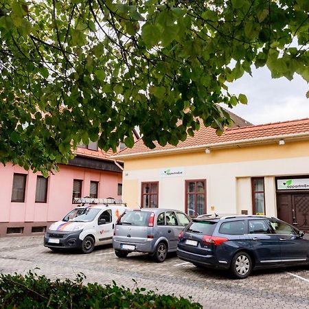 Mosonmagyaróvár Eco-Studio מראה חיצוני תמונה